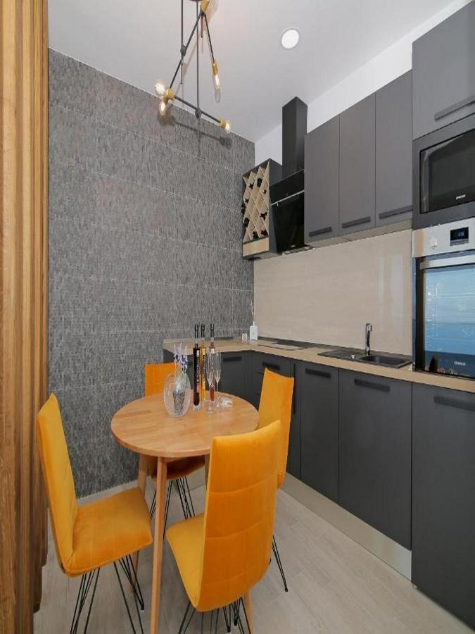 Lägenhet Luxury Amarin *
